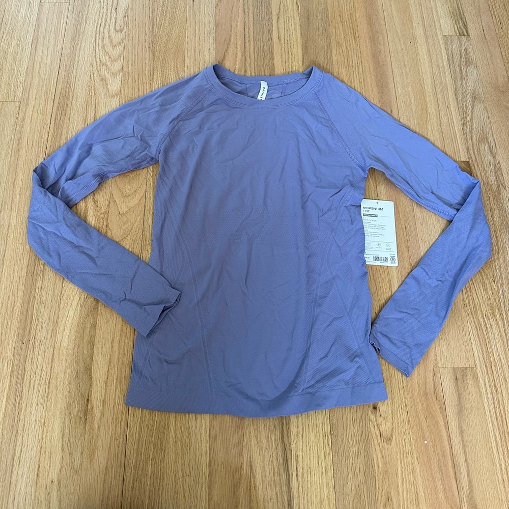 NWT Athleta Momentum Top Small